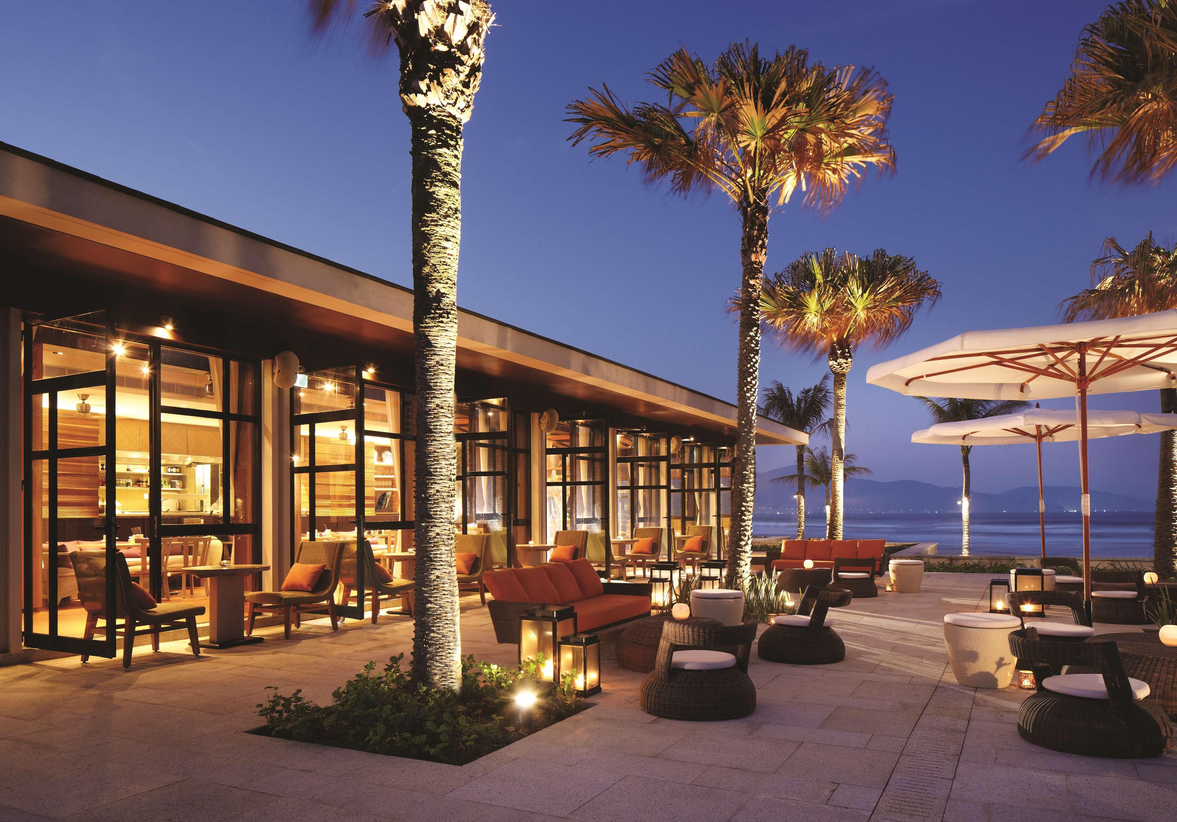 Hyatt Regency Danang Resort And Spa Da Nang Exterior foto The Beach Club at the Four Seasons Resort