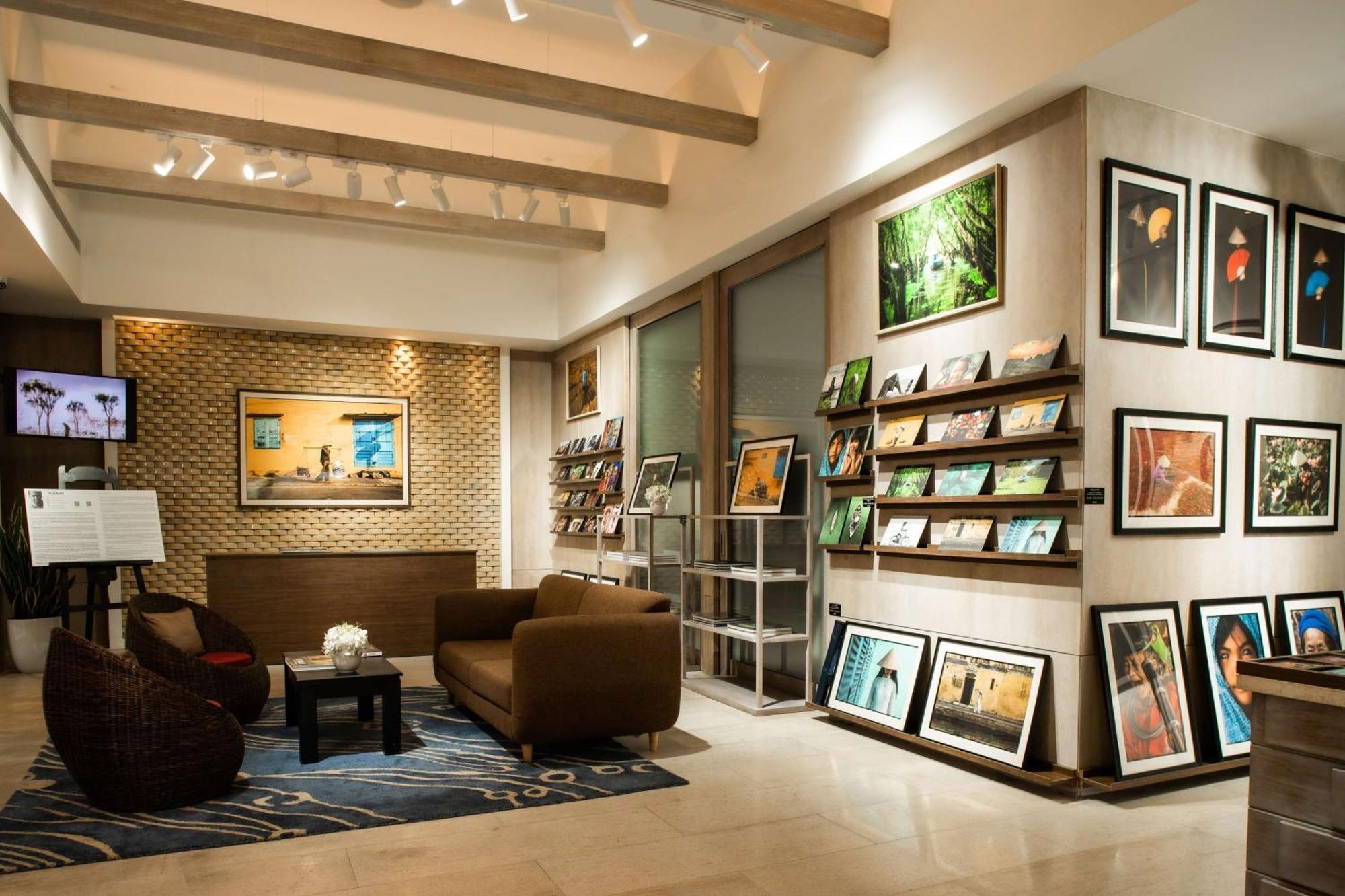Hyatt Regency Danang Resort And Spa Da Nang Exterior foto The Gallery at the Taj Mahal Palace, Mumbai