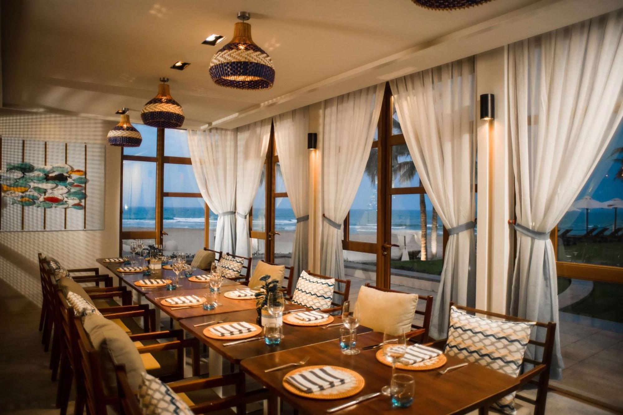 Hyatt Regency Danang Resort And Spa Da Nang Exterior foto The Beach Club