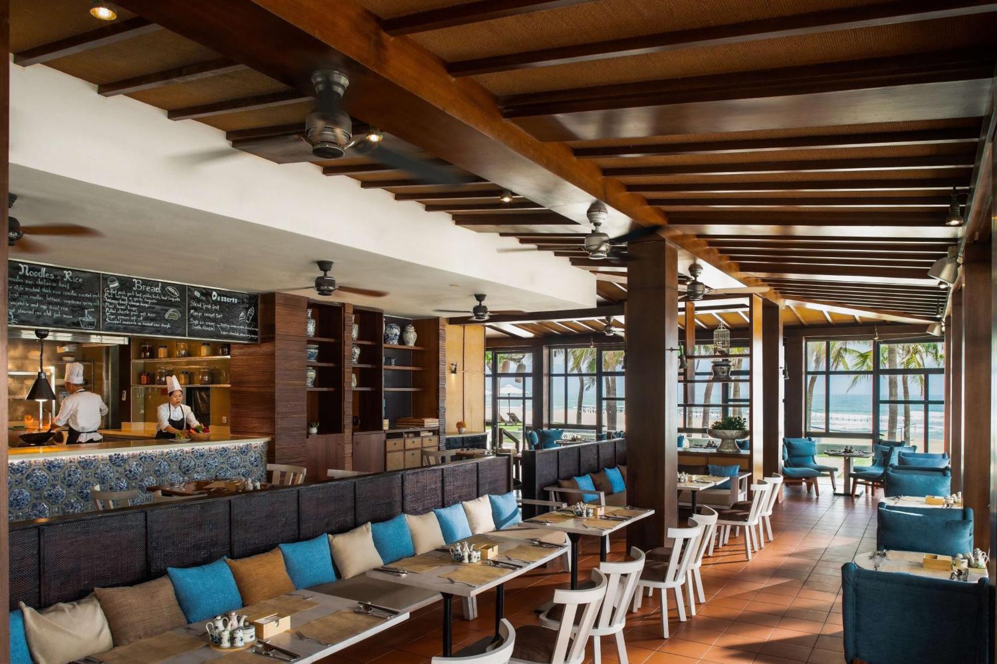 Hyatt Regency Danang Resort And Spa Da Nang Exterior foto The Beach Club